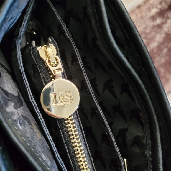 Lo & Sons Seville Tote Bundle. Saffiano leather. 3 in 1 w/dust bag. 13 inch - Picture 14 of 16